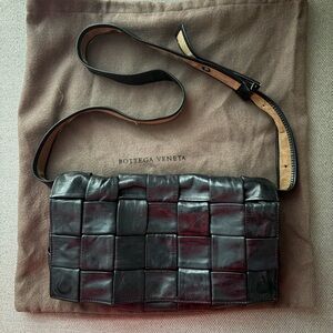 Bottega Veneta Black Woven Leather Belt Bag